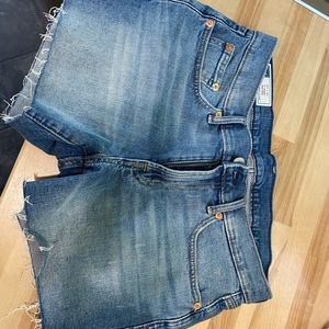 Gap shorts size 27P
